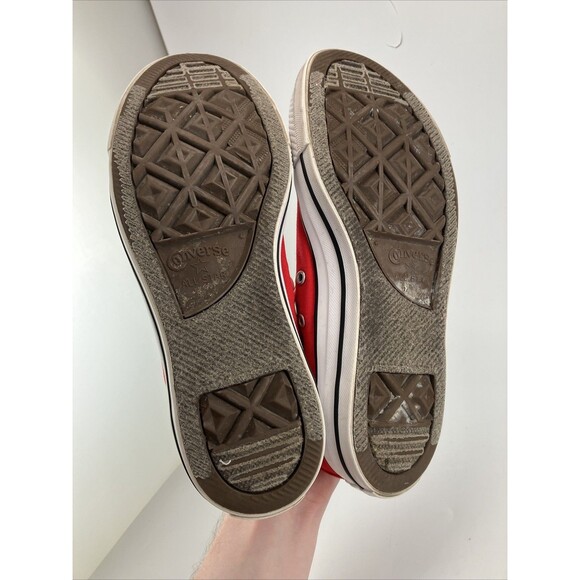 Converse Chuck Taylor Classic All Star Canvas Low Top Red - Men 7 Women 9 - Picture 4 of 11